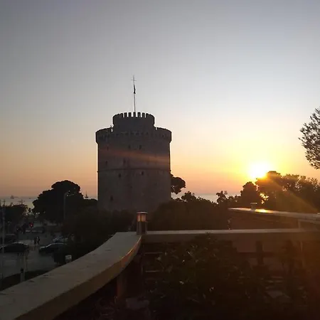 Soyzana Family Apartament Peraía